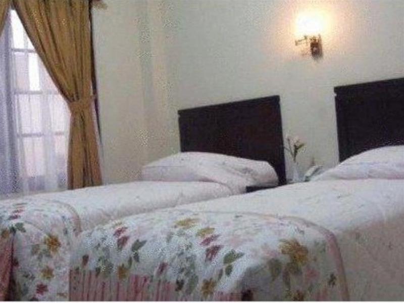 Malioboro Inn Hotel Джокьякарта Экстерьер фото